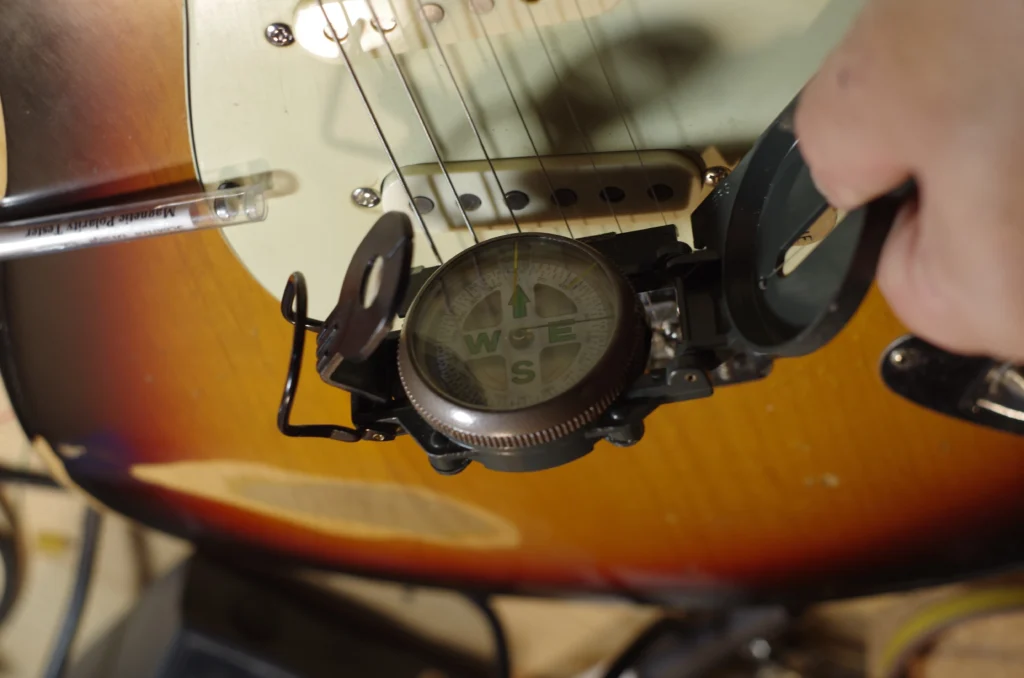Checking pickup polarity with a compass - B&B Pickups FAQ